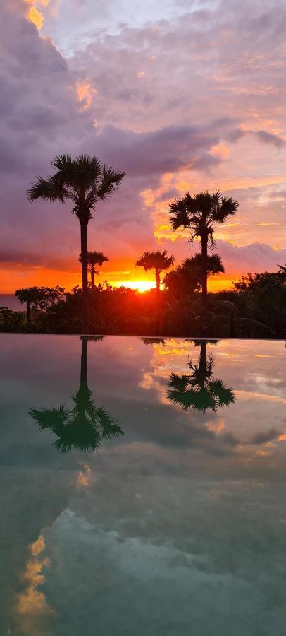Palm Springs Bali Dive Resort Туламбен Экстерьер фото